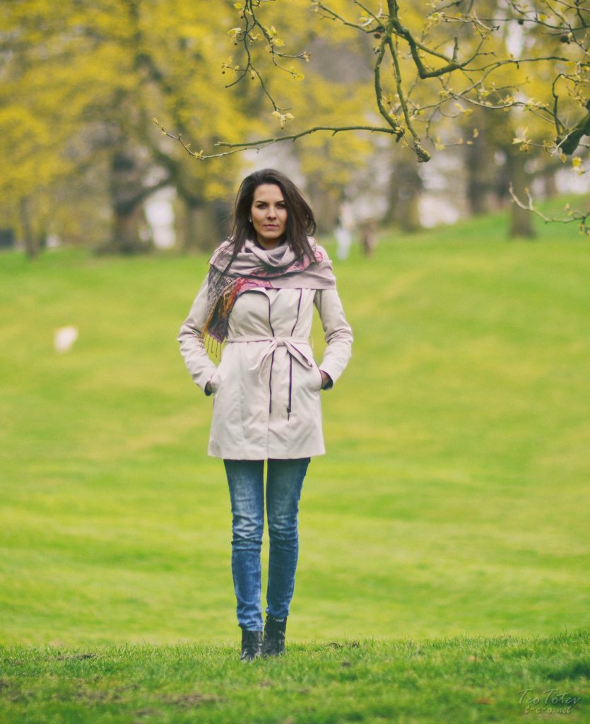 Autumn Fashion in Park
