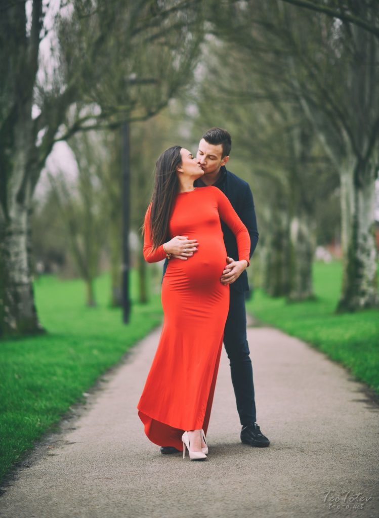Romantic Red Maternity