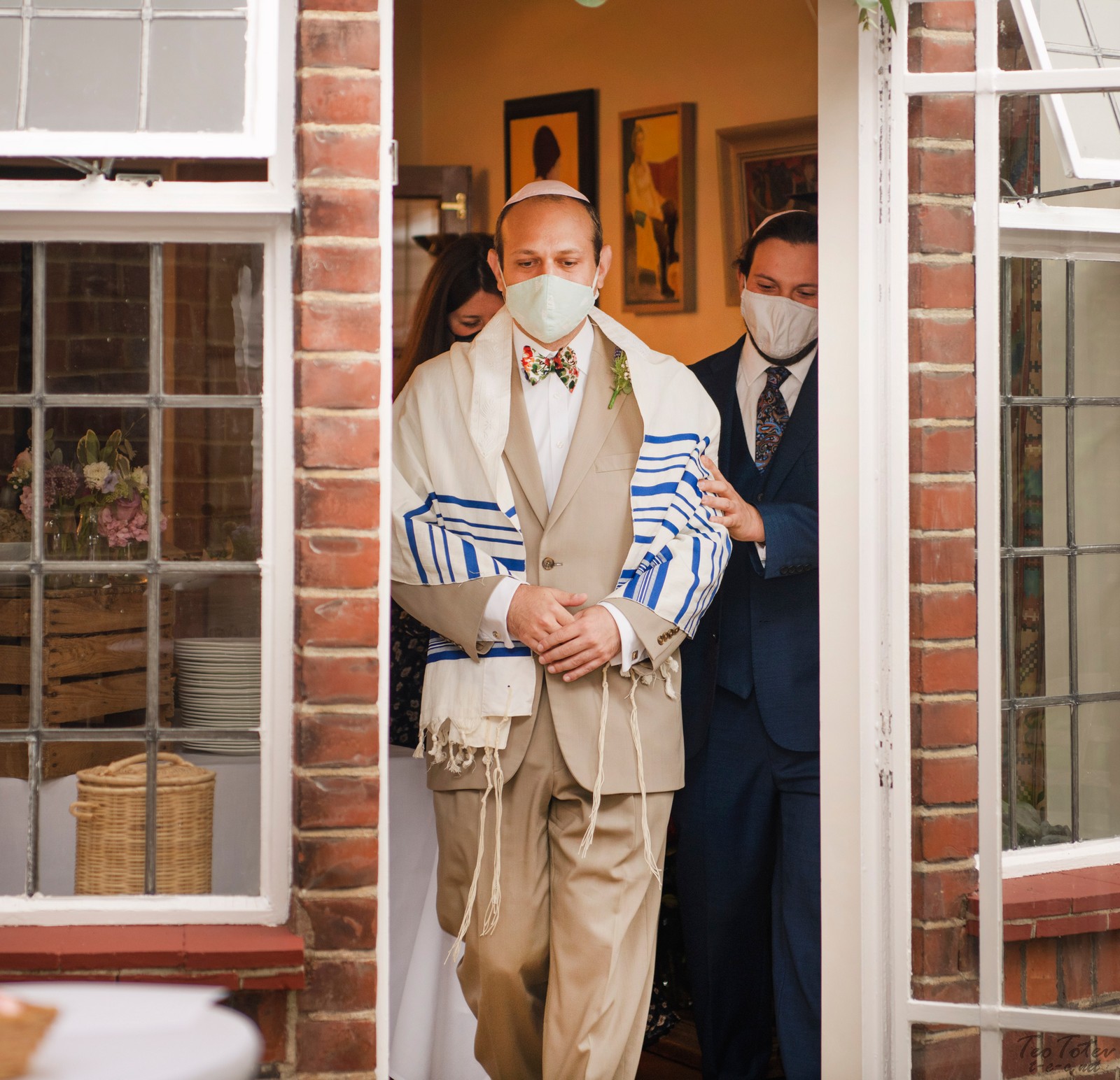 Groom Arrive at jewish wedding