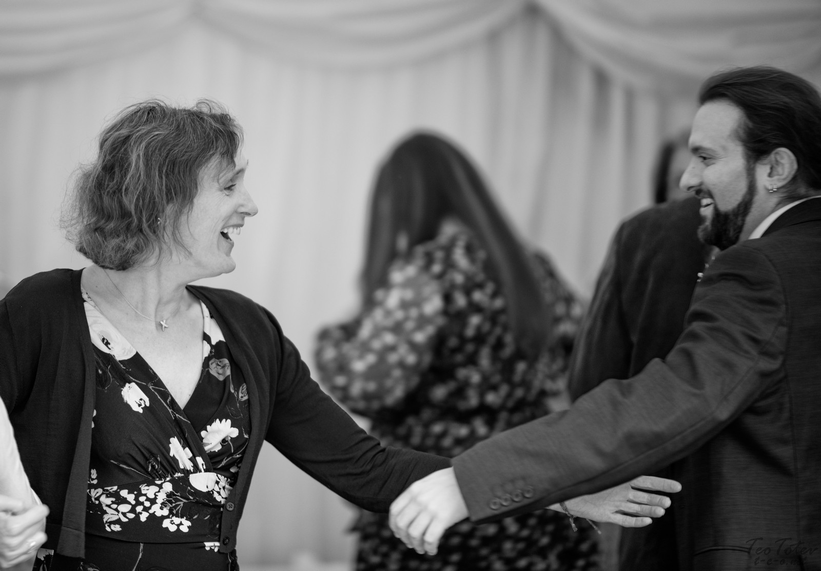Guest dance at Jewish wedding