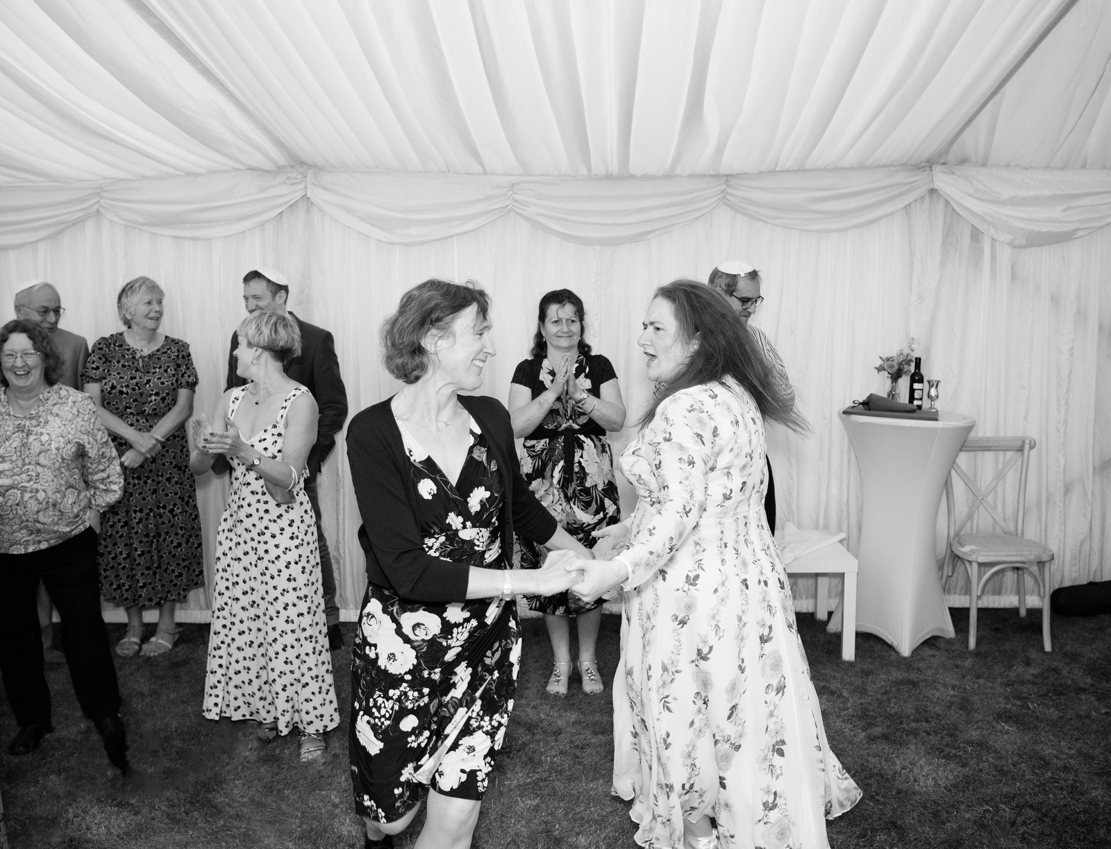 Jewish wedding dances in BW